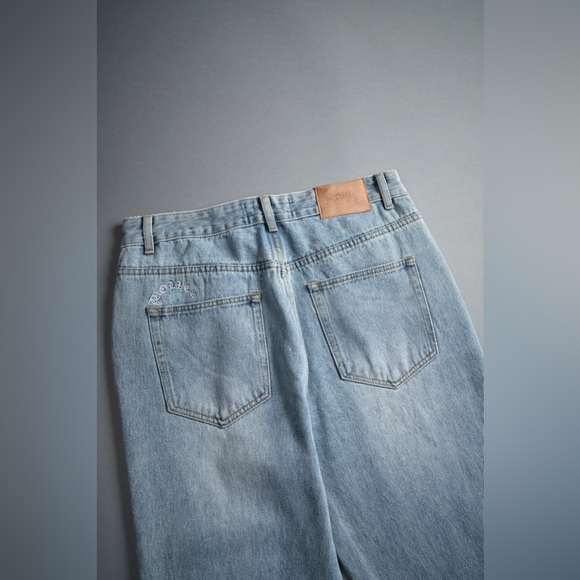 WOLF CHOPPER CAMPBELL DENIM JEANS IN LIGHT WASH - Picture 9 of 11